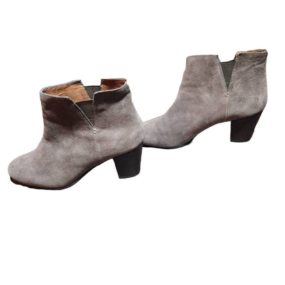 Gentle Souls Kenneth Cole Women's Gray Suede Boots Size 8.5